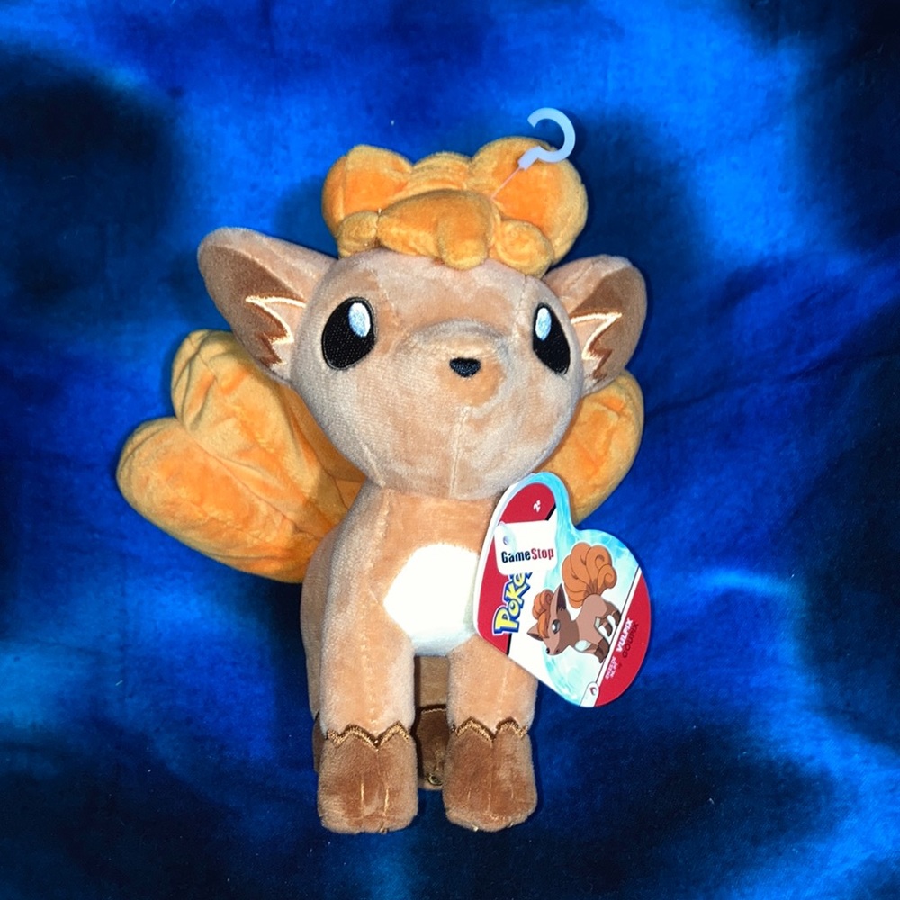 Pokemon Plush Nwt Vulpix 7”